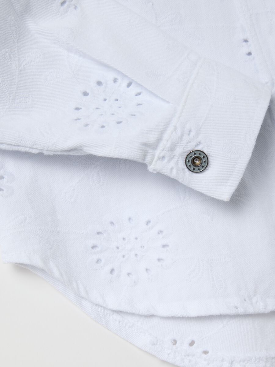 White Cotton Embroidered Shirt_5