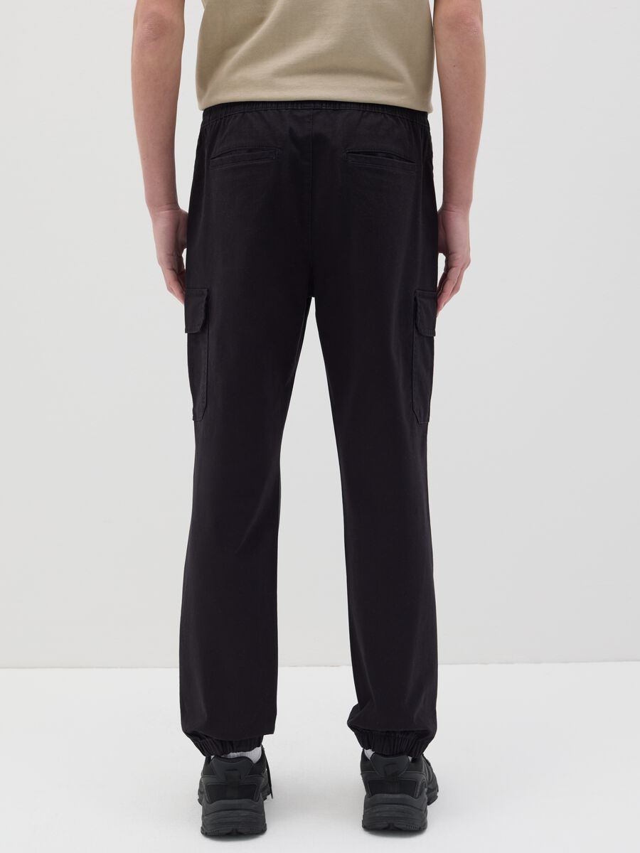 Black cargo joggers with drawstring_2