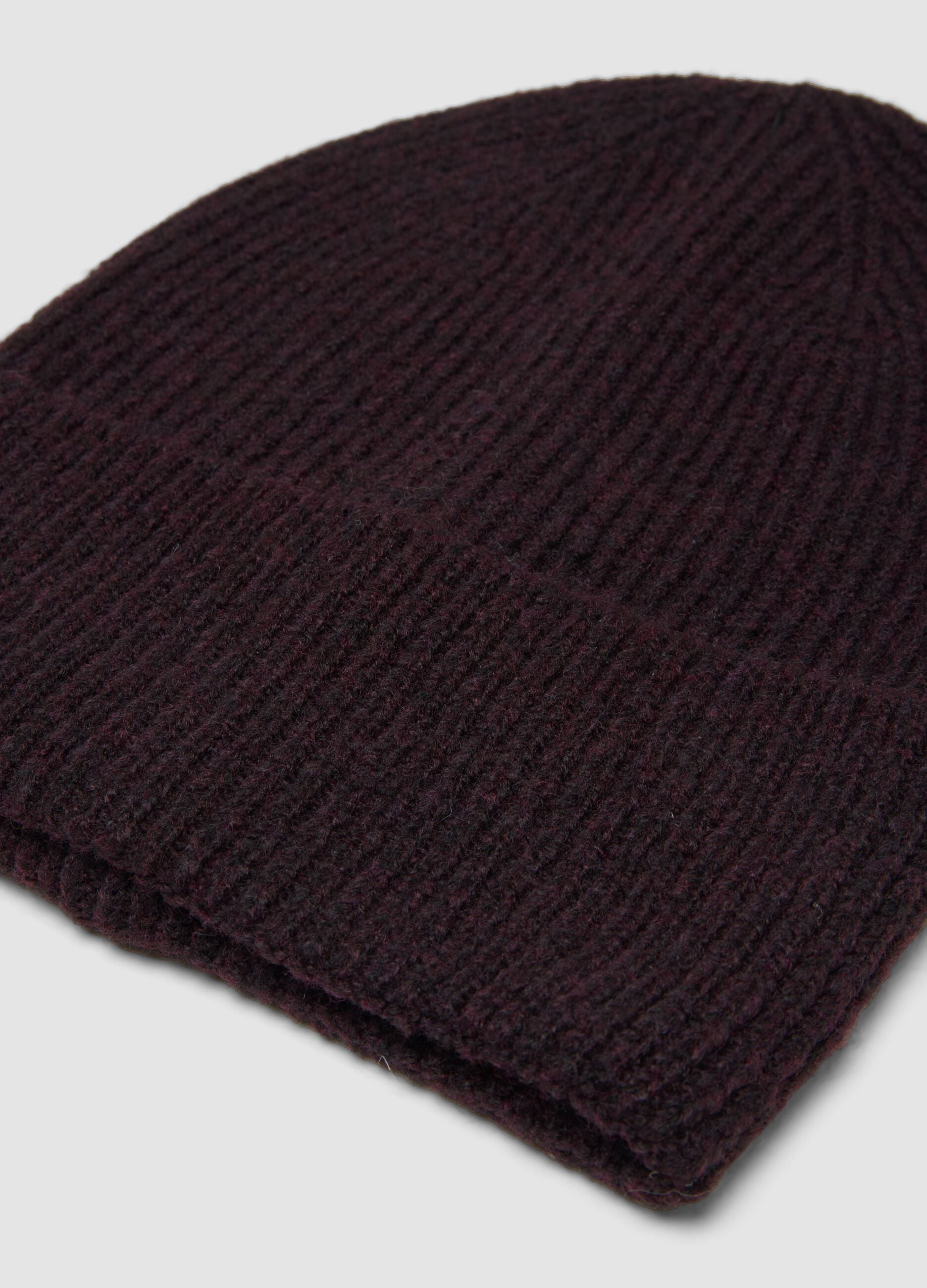 Burgundy red ribbed stretch wool beanie