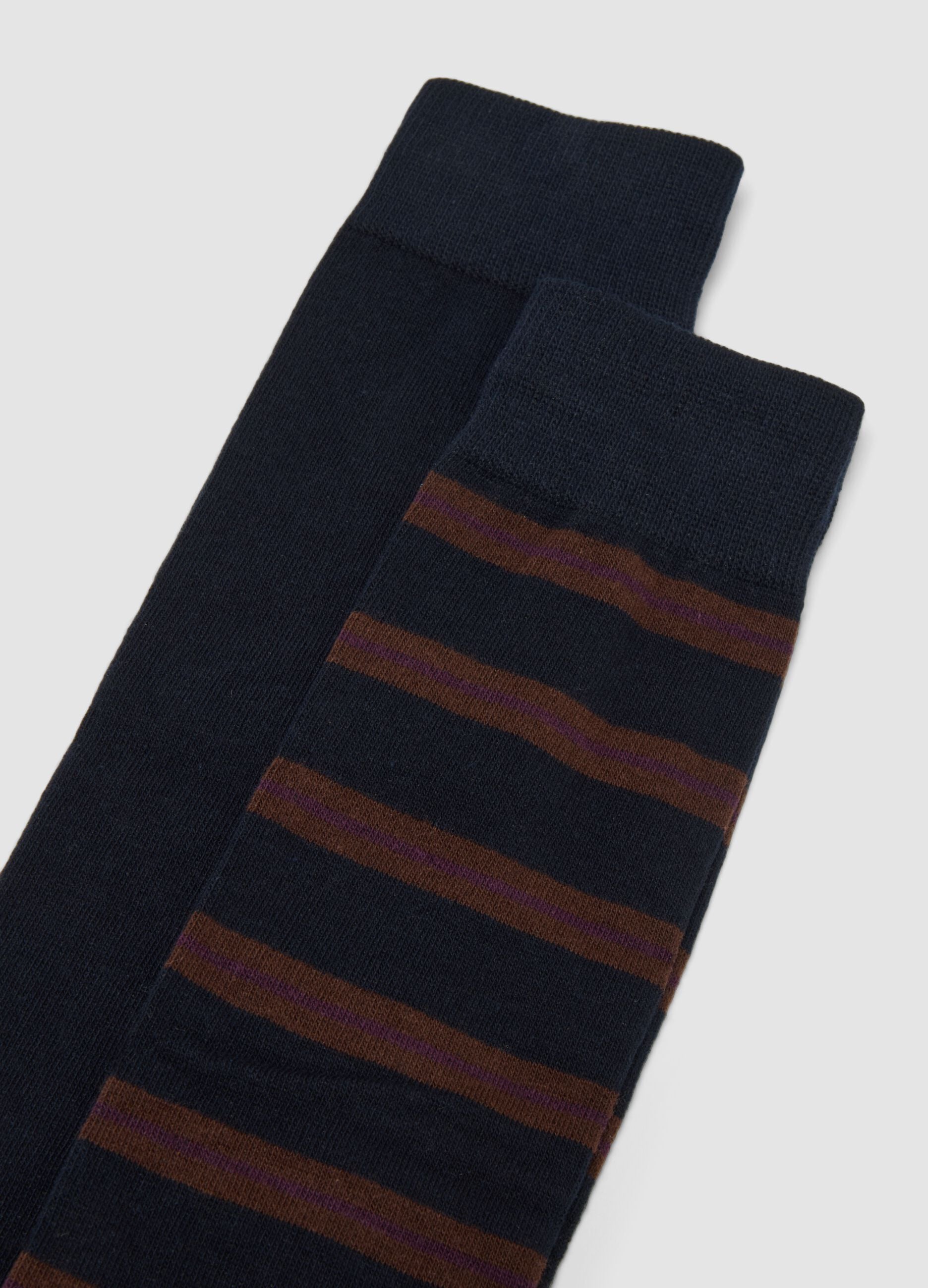 Three-pack of long blue socks in stretchy organic cotton