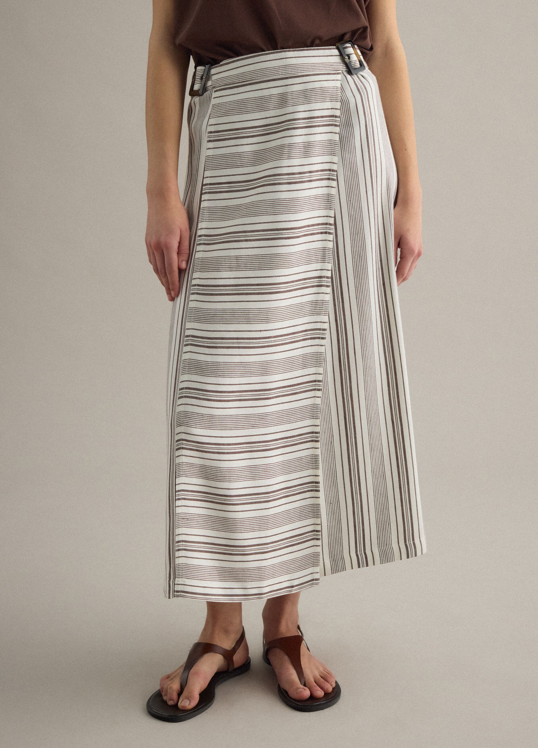 Striped maxi skirt in viscose-linen blend