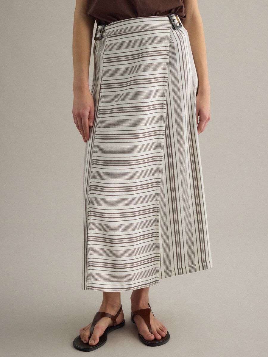 Striped maxi skirt in viscose-linen blend_1