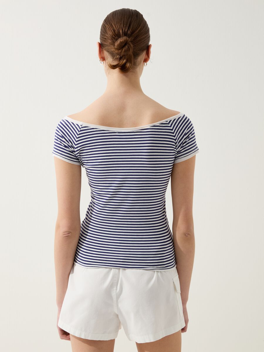 T-shirt with boat neck_2