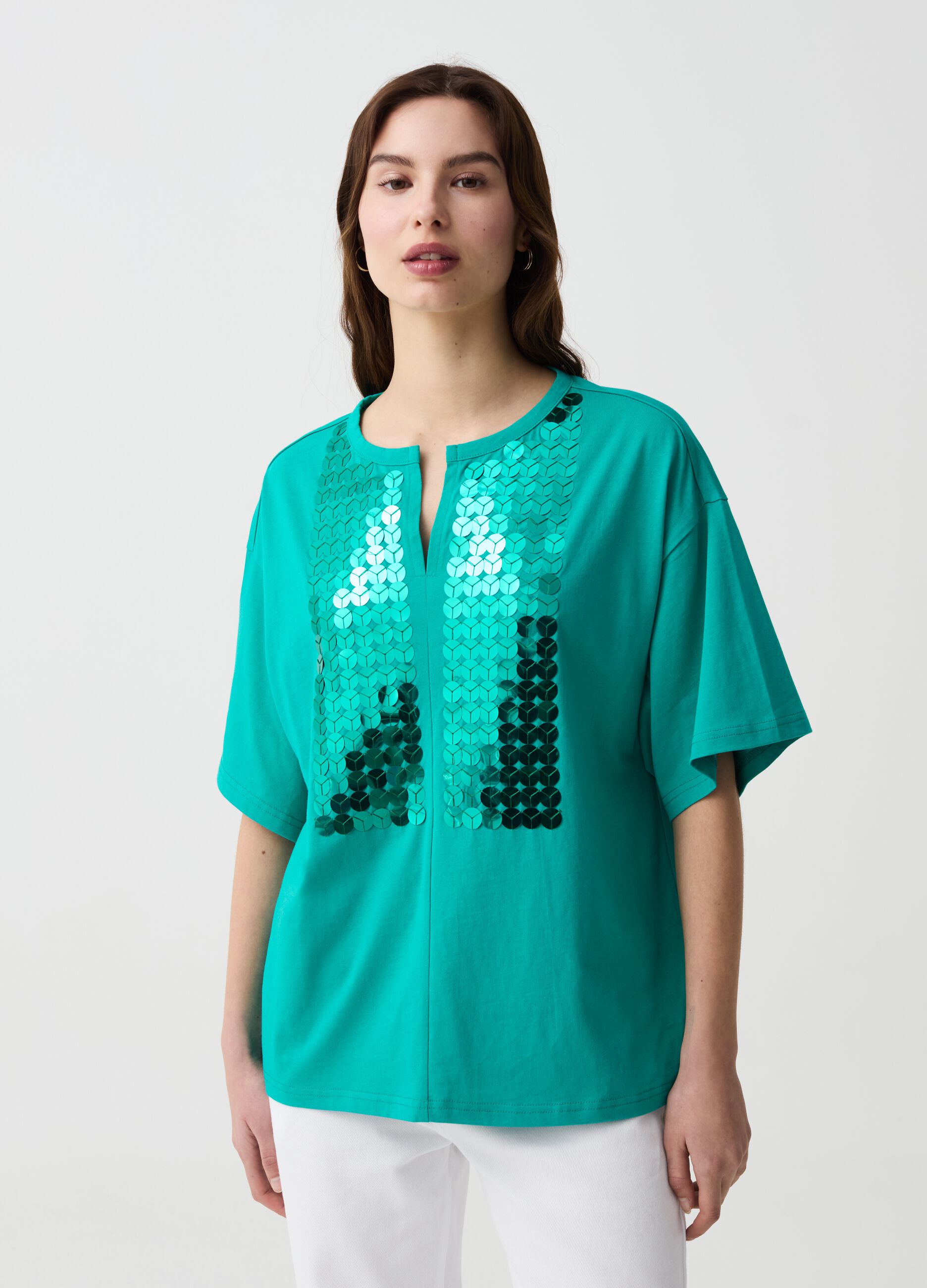 T-shirt con paillettes maniche a kimono