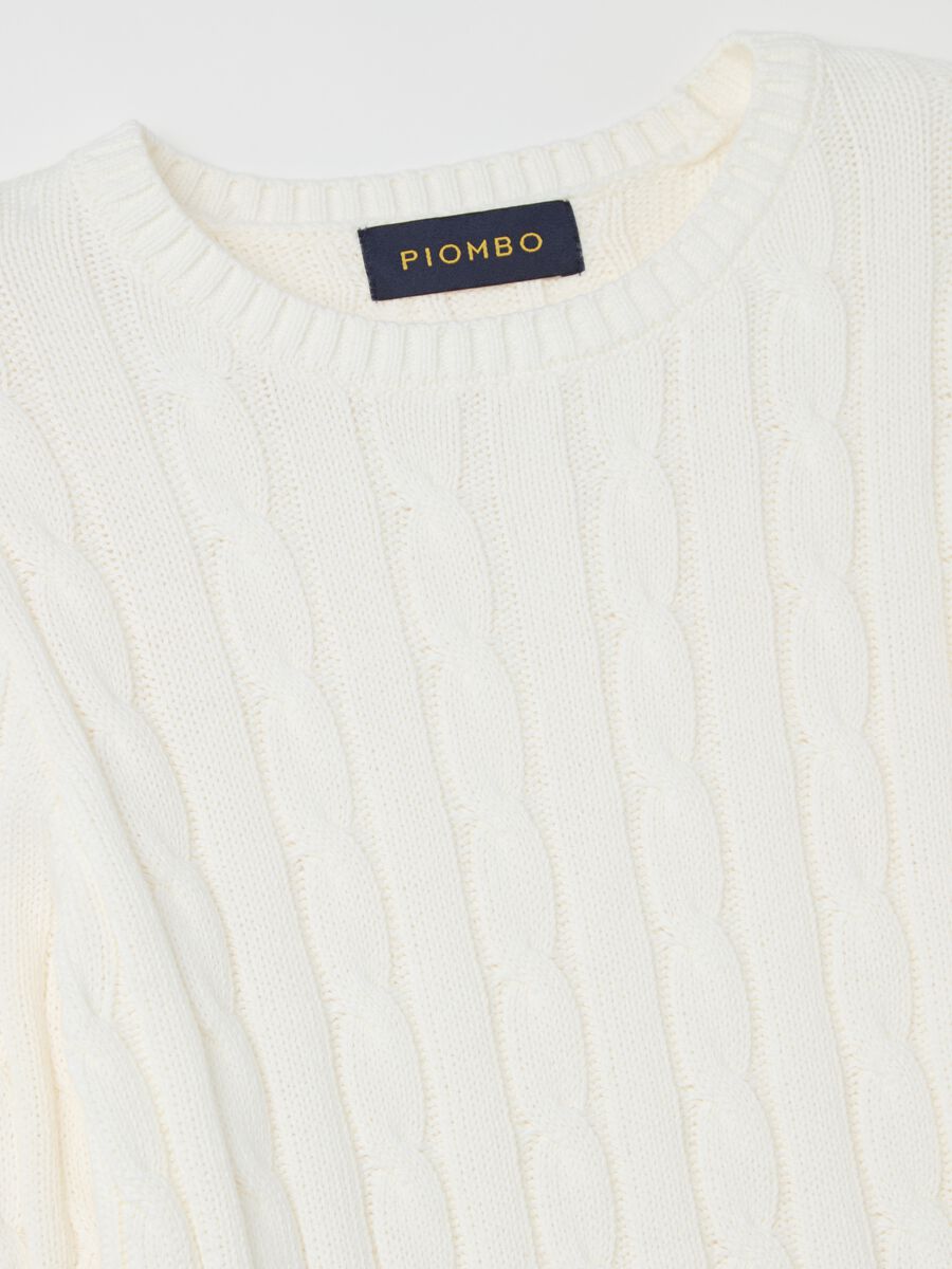 Ribbed pullover with cable-knit design_5