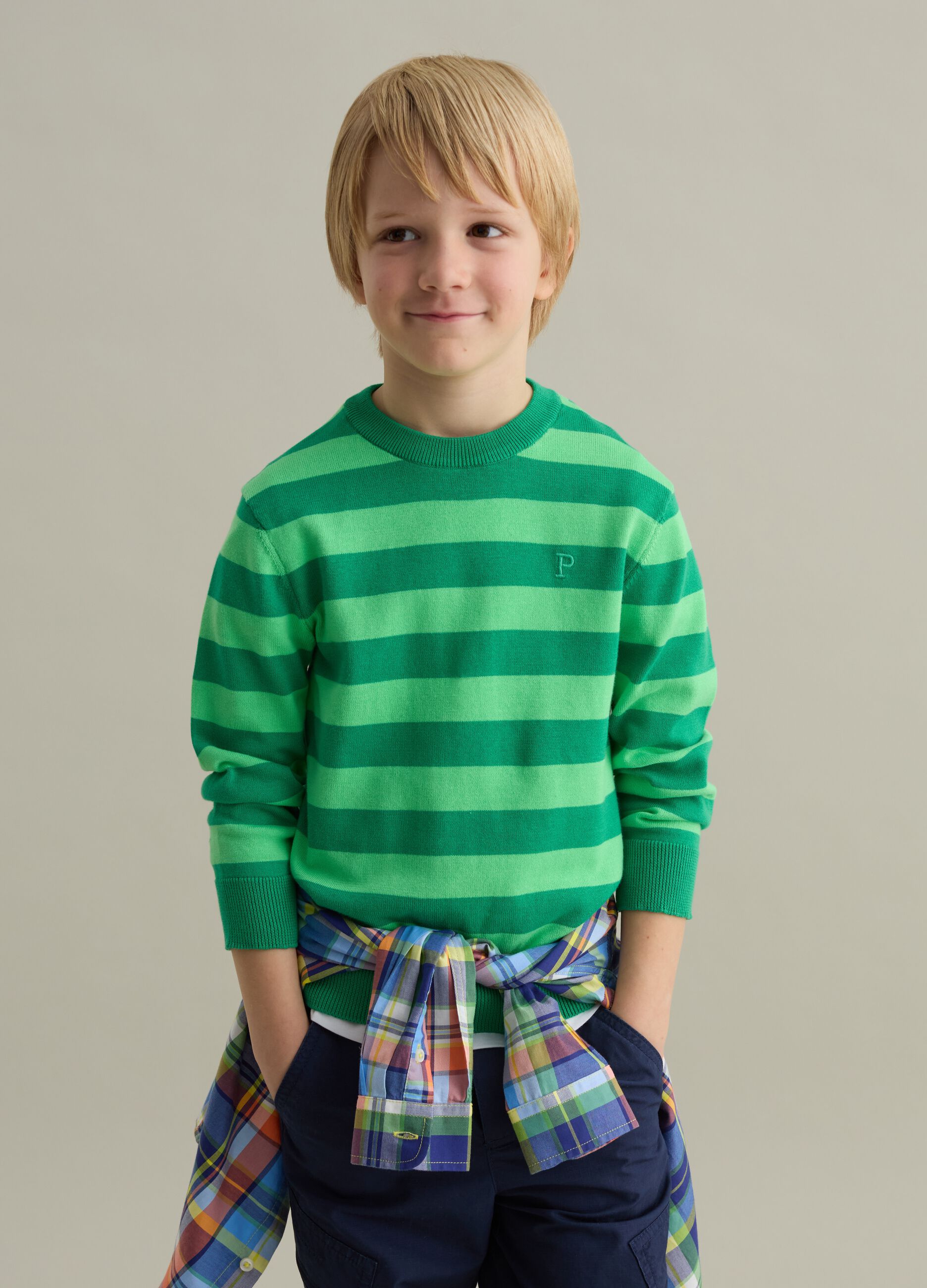 Pullover in cotone a righe con ricamo logo 