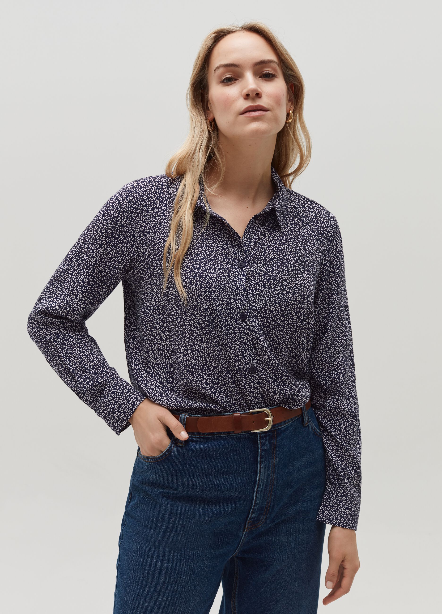 Curvy viscose shirt with flowers