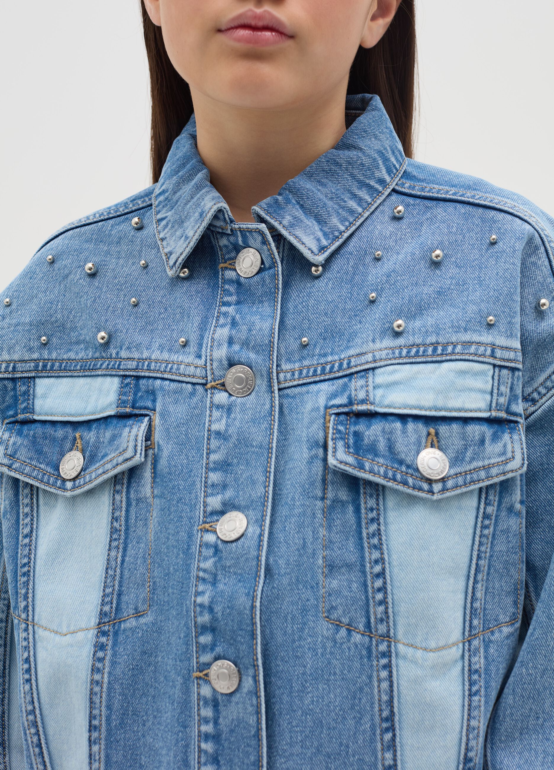 Double wash jacket in denim with beads
