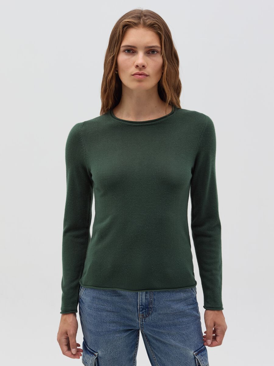 Top with round neck and small fold_0