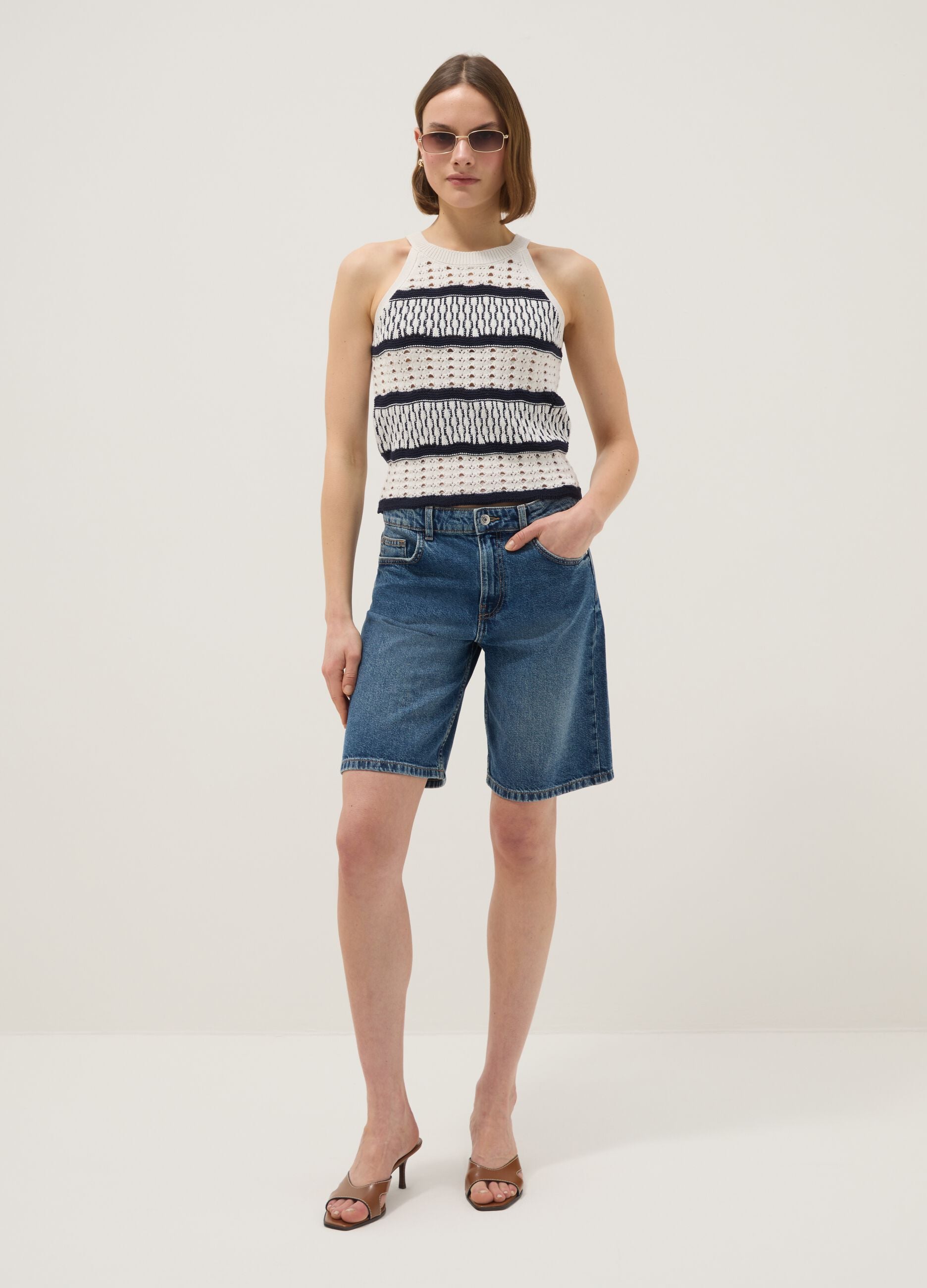 Canotta fitted in puro cotone a righe multicolor con texture a rete