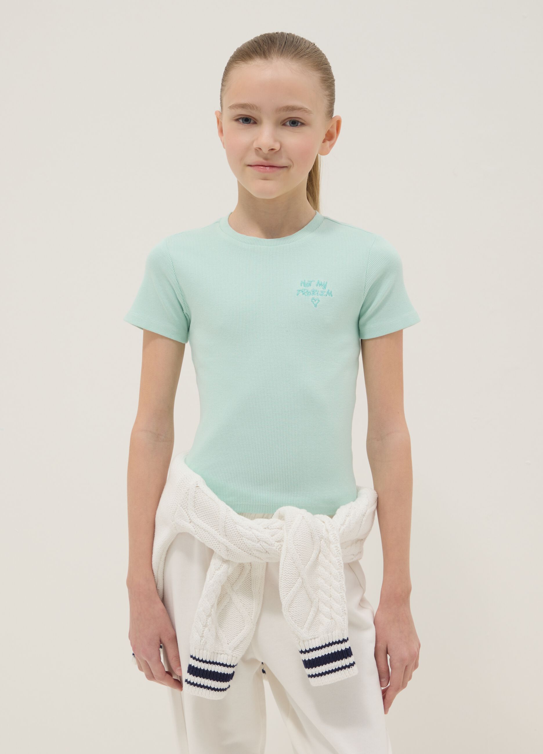 Blue fitted cotton stretch T-shirt for girls with embroidery