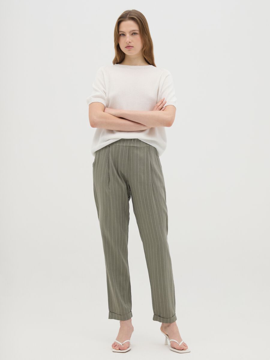 Women's Green Linen Blend Regular Fit Trousers_0