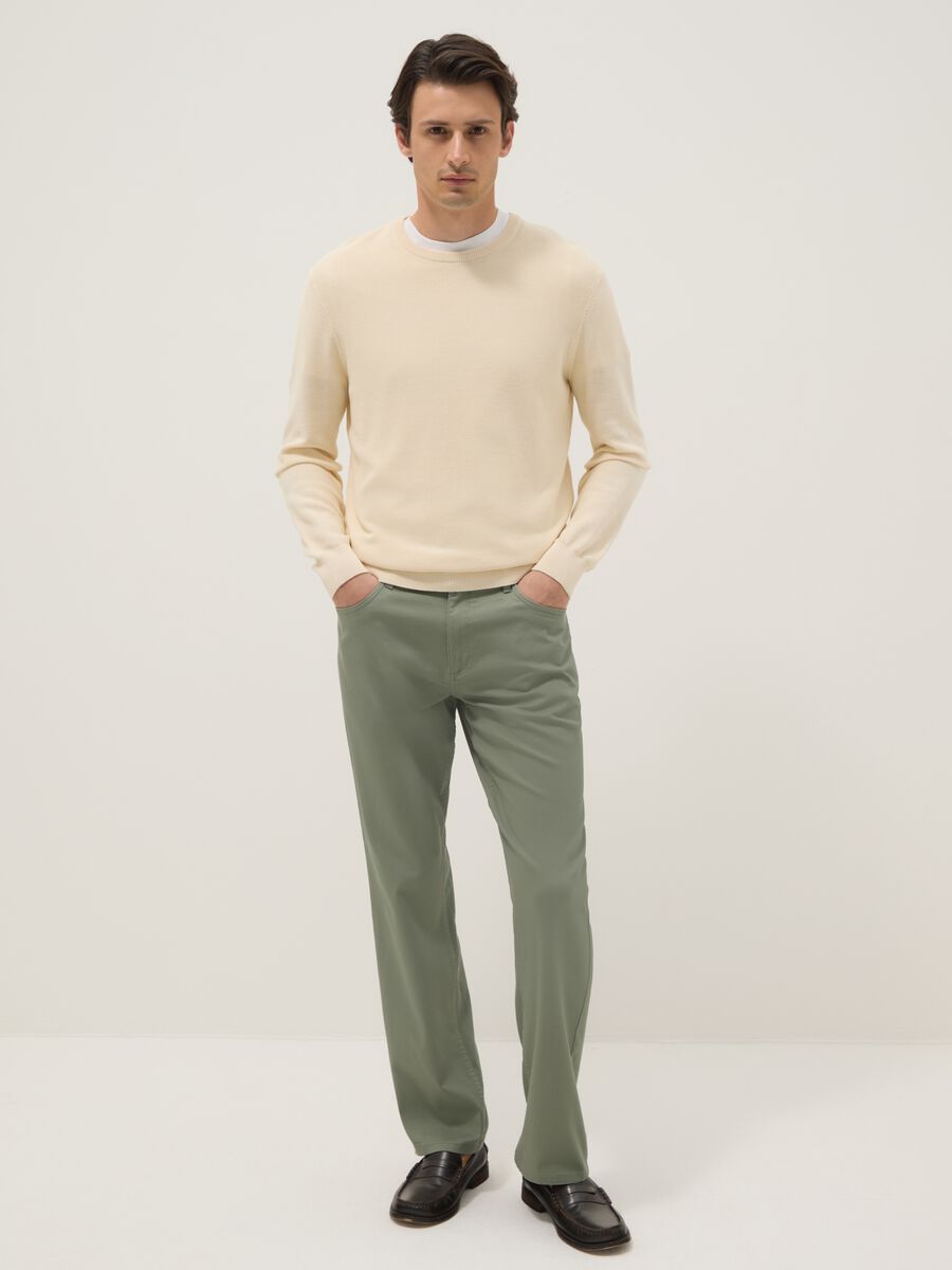 Regular fit green stretch cotton trousers_1