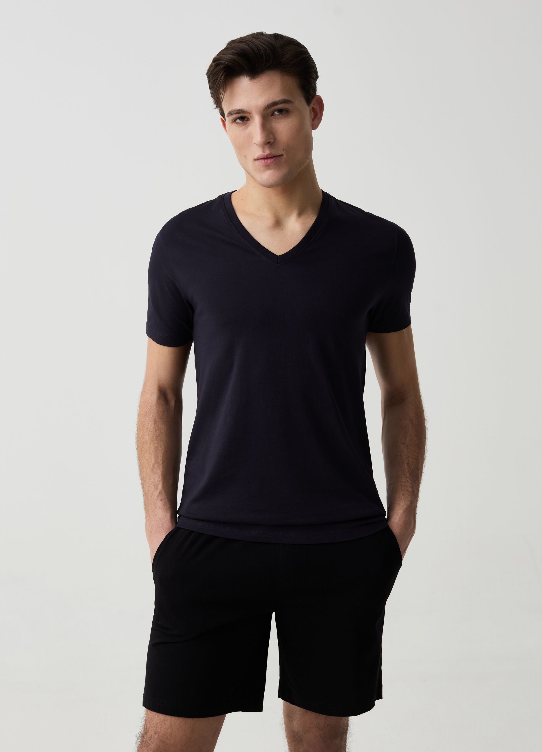 Bipack t-shirt intime con scollo a V