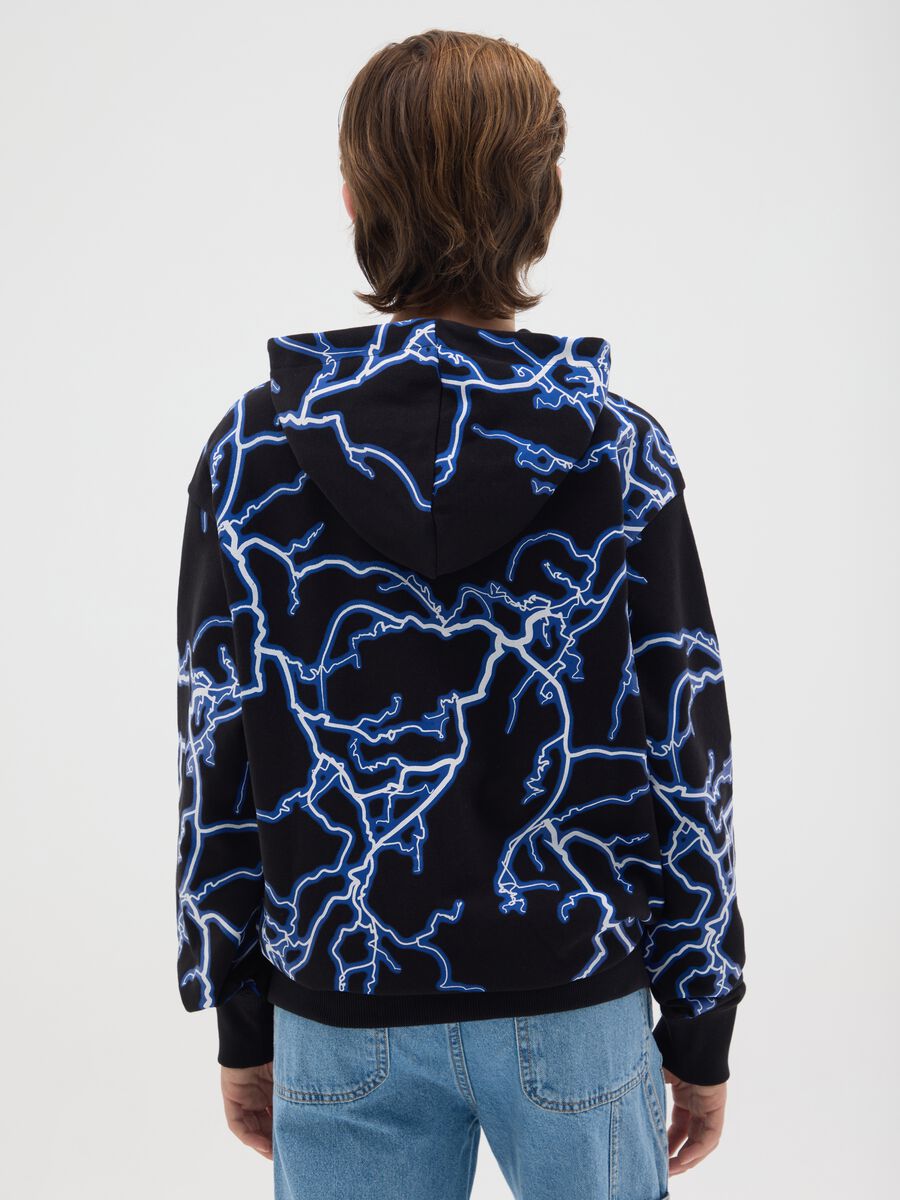 Sweatshirt with hood and lightning print_2