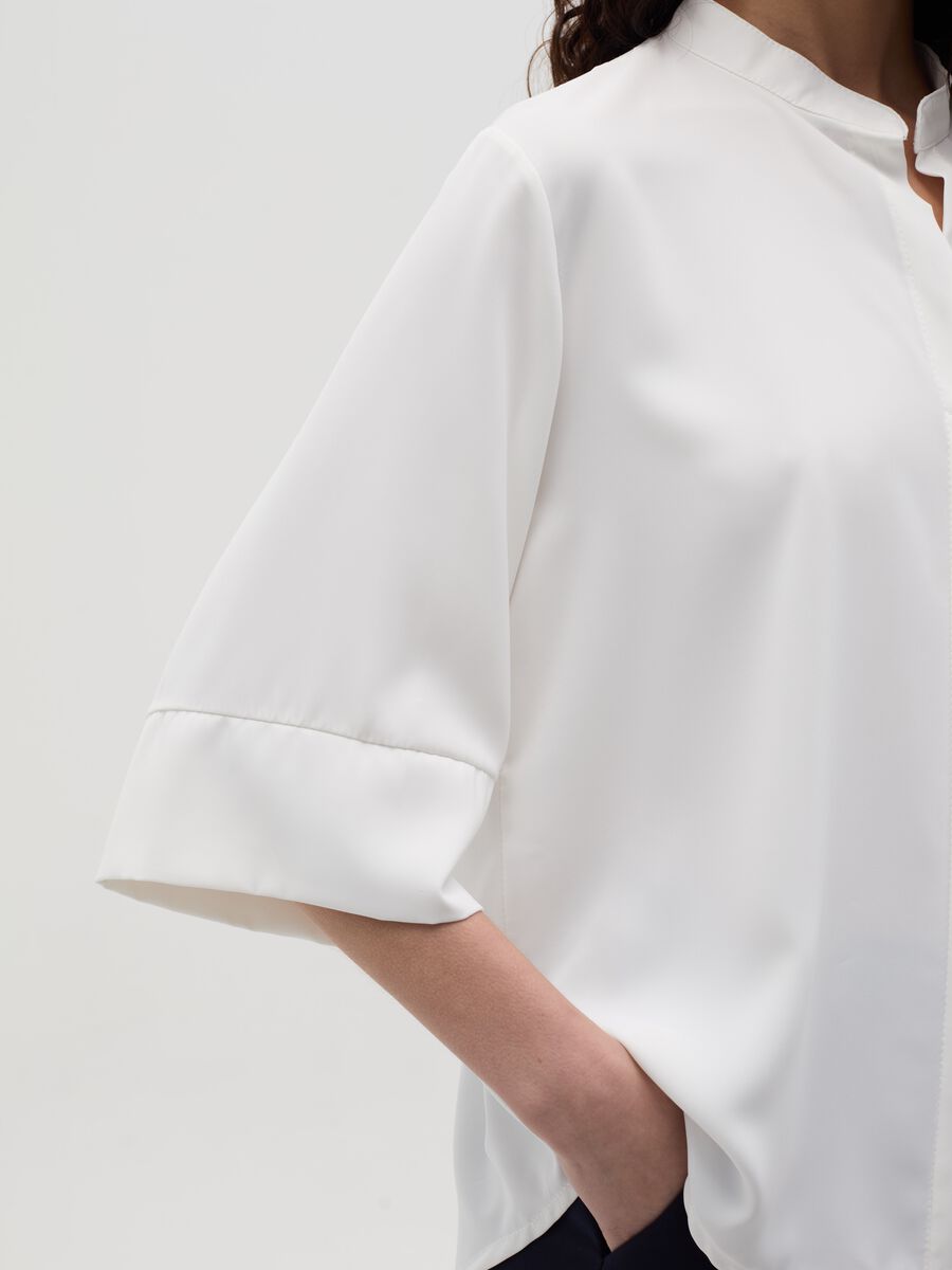 Blusa con maniche a kimono_2