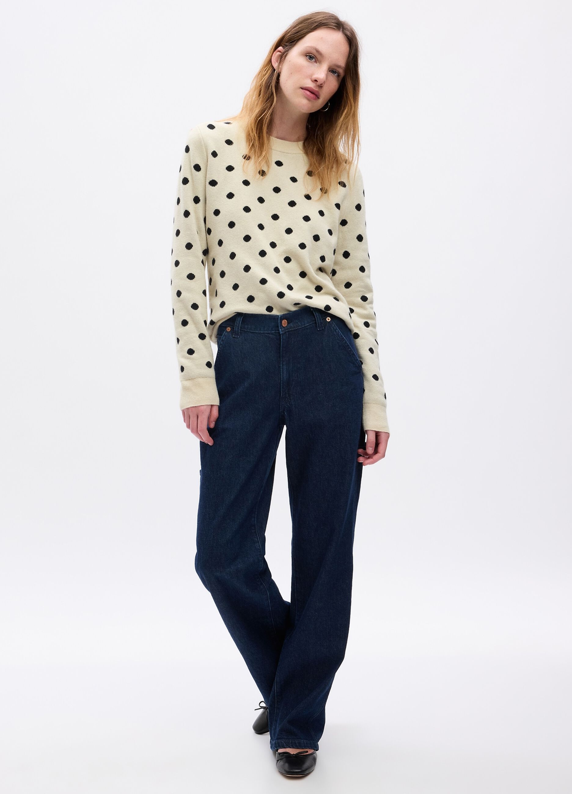 Round neck pullover