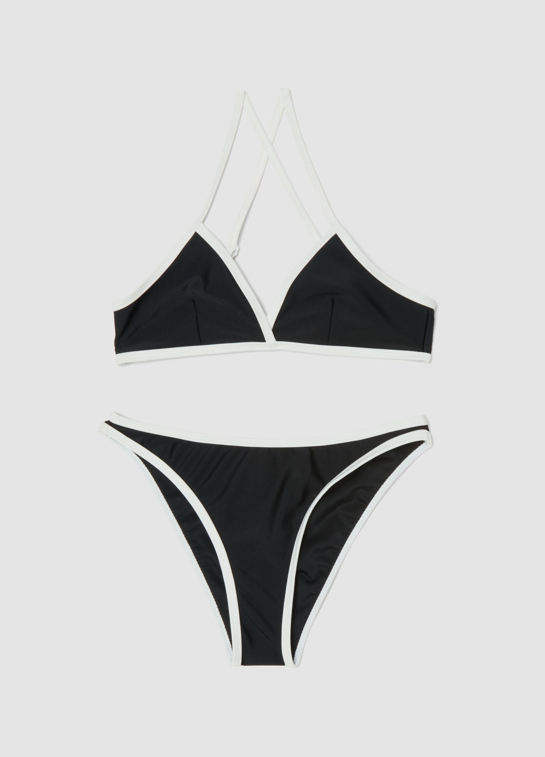 Black stretch bikini with contrasting trim