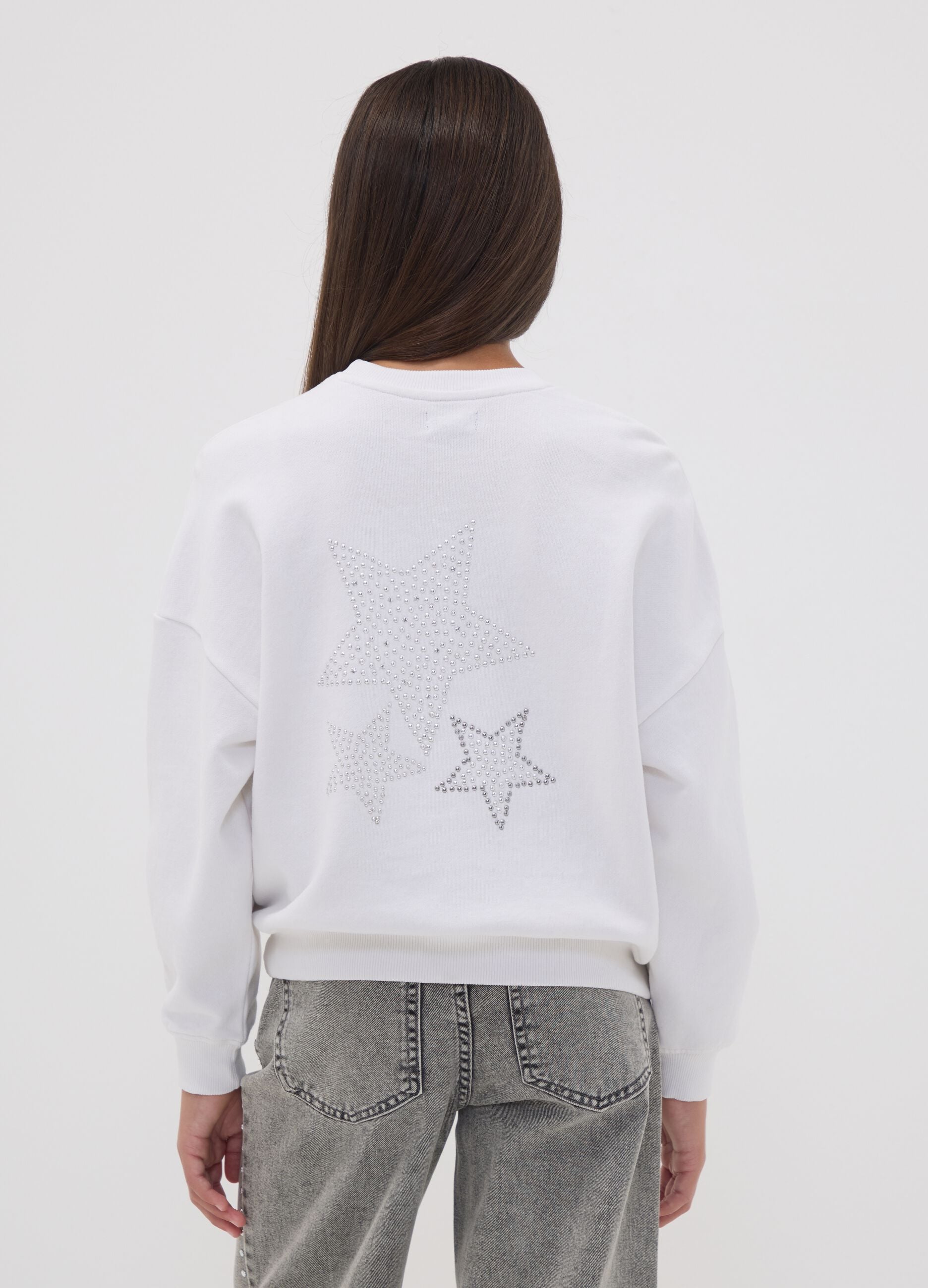 White oversized pure cotton sweatshirt with stars for girls