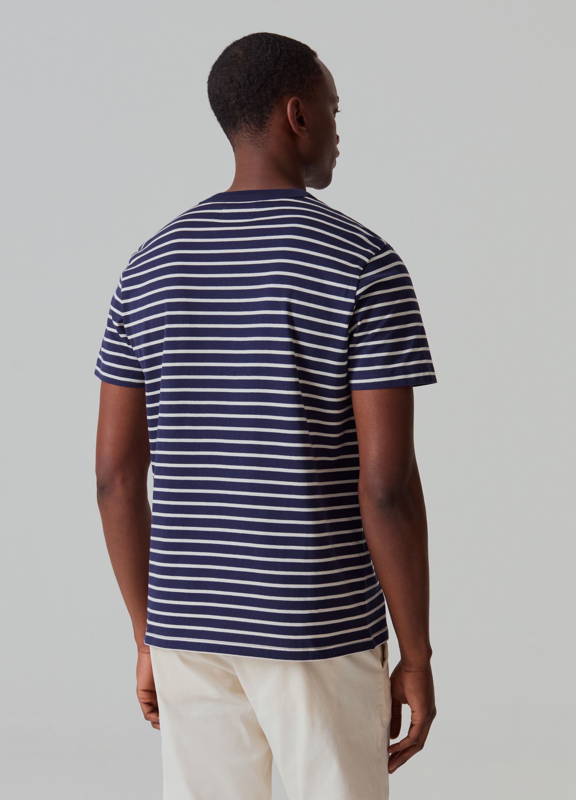 T-shirt in cotone fantasia a righe