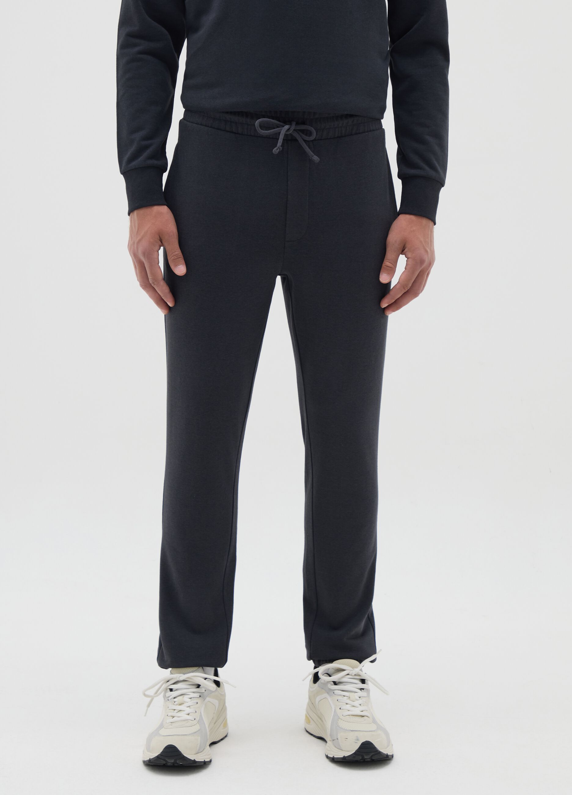 Men's Black Cotton Blend Regular Fit Joggers