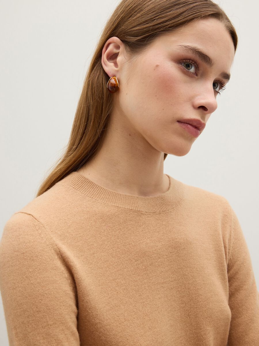 Gold Drop Resin Earrings_0