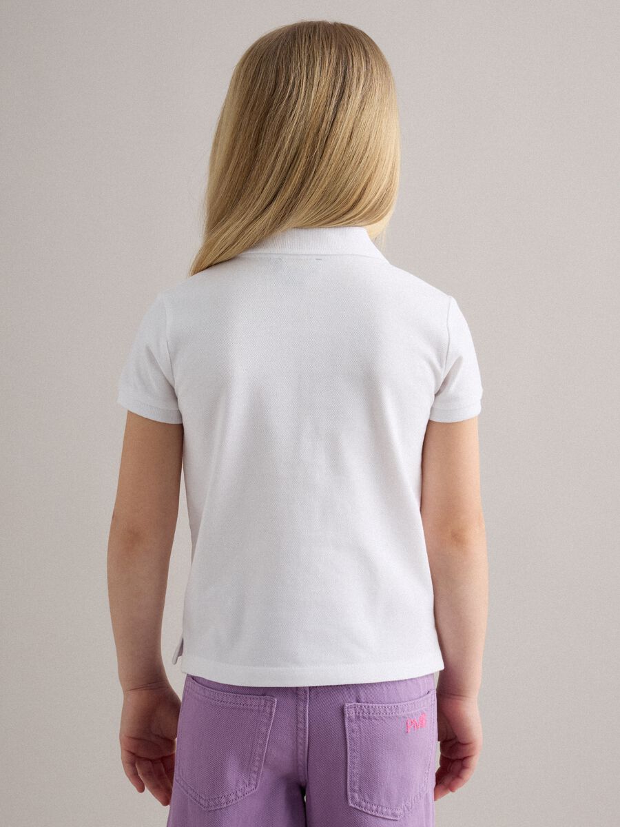 Girls' white pure cotton polo regular fit with embroidered flowers_2