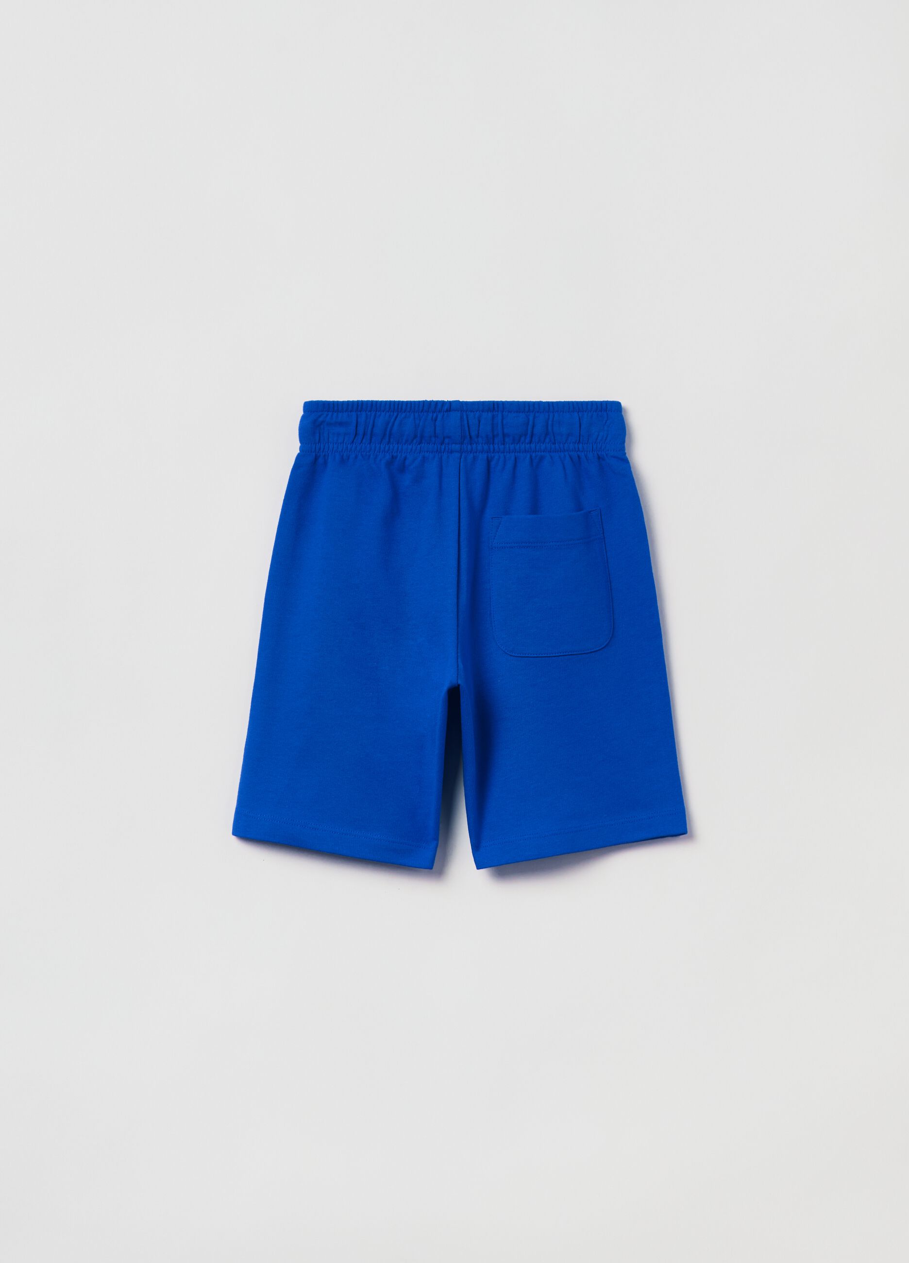 Shorts with drawstring