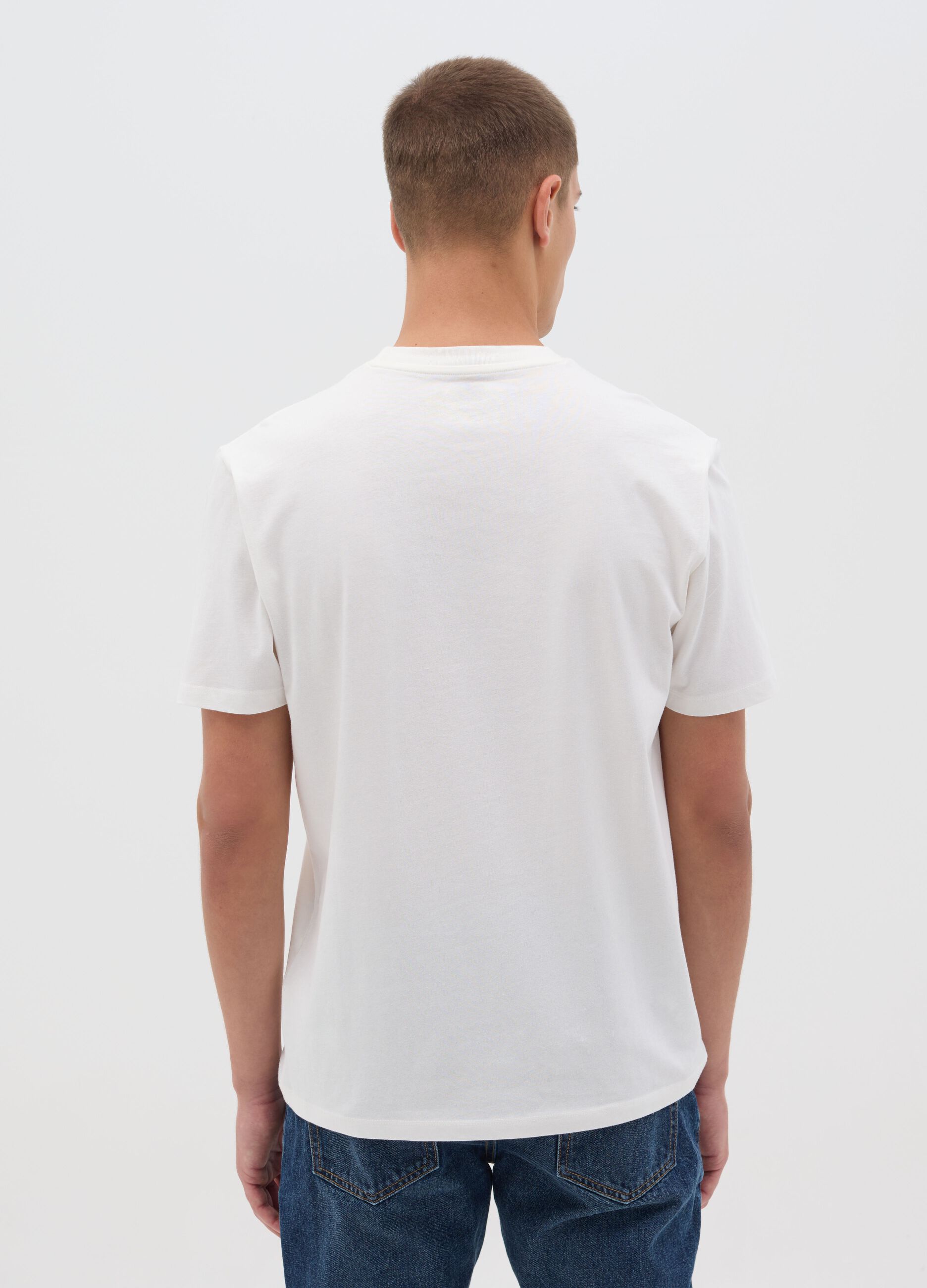 White T-shirt with Maui & Sons graphic print