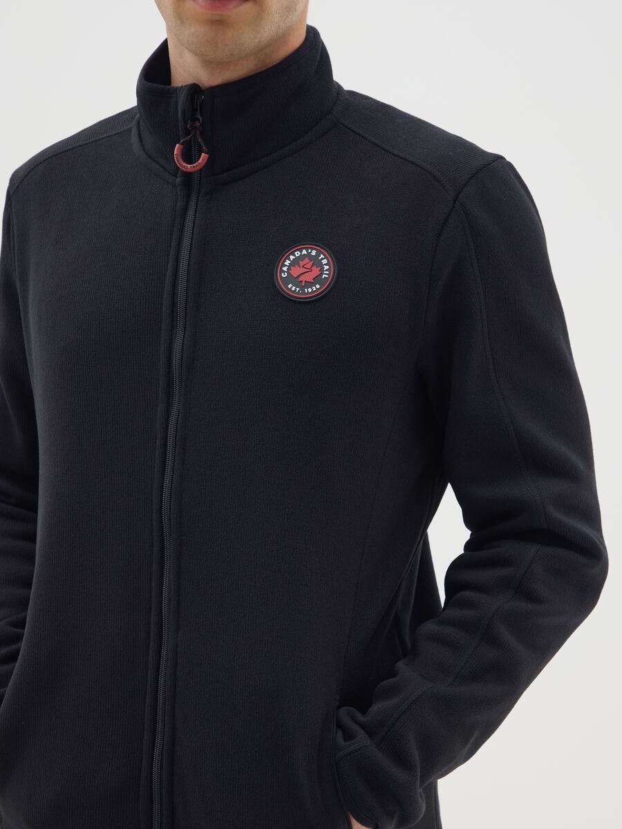 Heavy black jacket with zip and Canada Trail logo_3