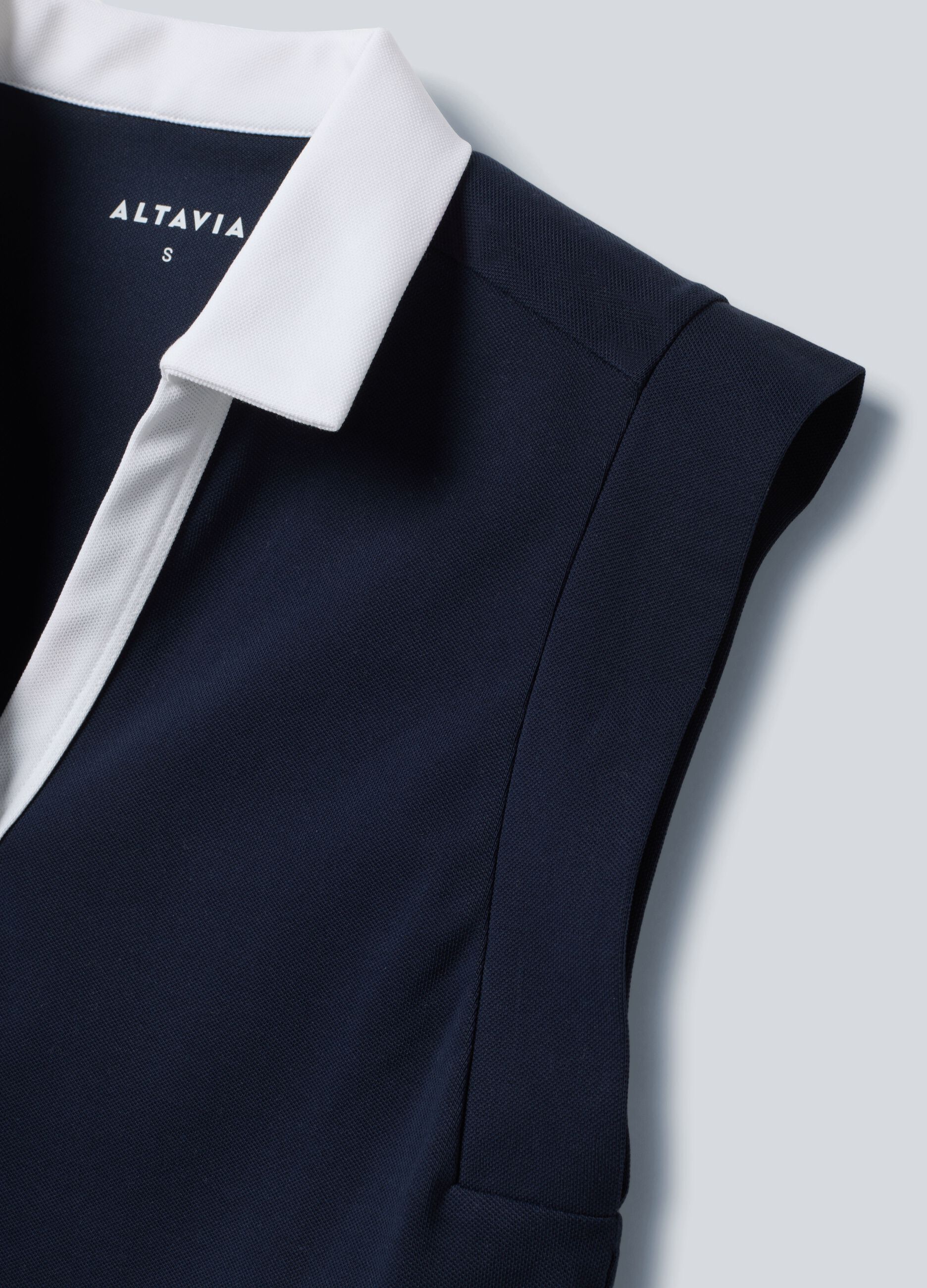 Polo smanicata blu in cotone elasticizzato con colletto classico ALTAVIA COURT