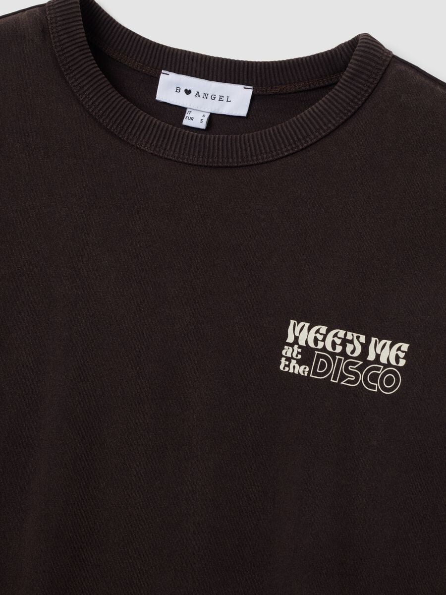 T-shirt grigia in puro cotone over fit con scritta sul petto_6