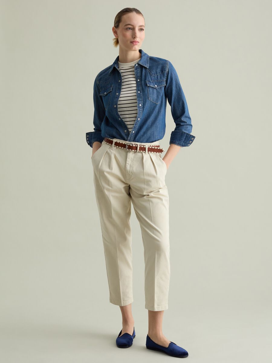Vintage-effect belt with stitched edging_3
