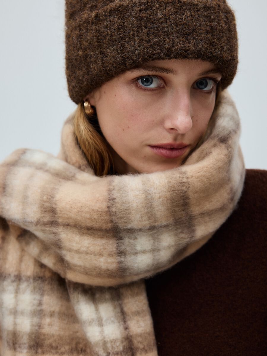 Multicolour Checked Scarf with Fringes_1