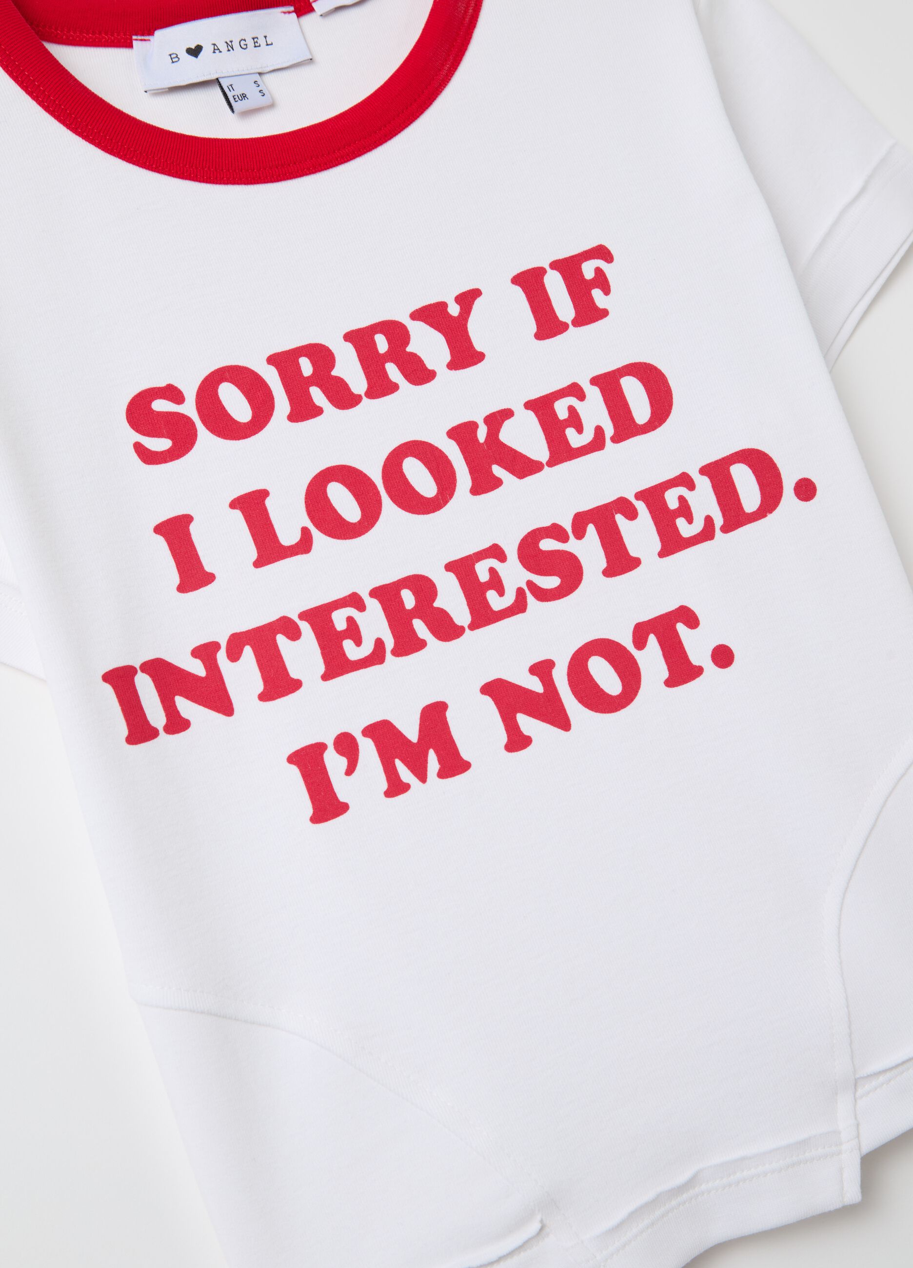 T-shirt with printed lettering