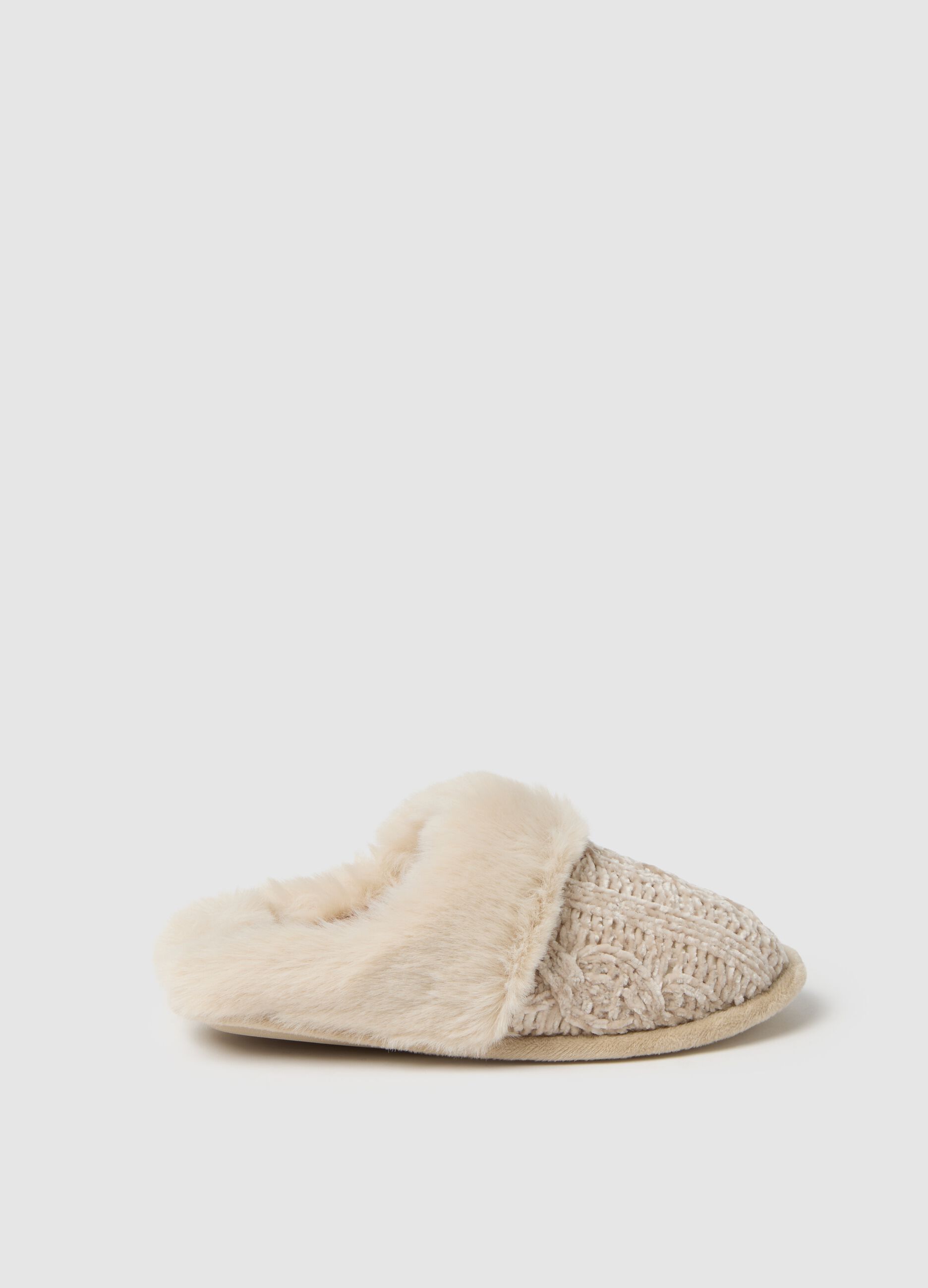 Pantofole beige con interno morbido