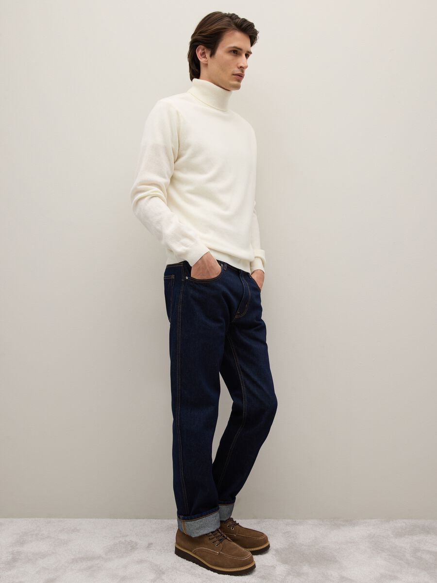 White High-Collar Lambswool Roll Neck Regular Fit_3