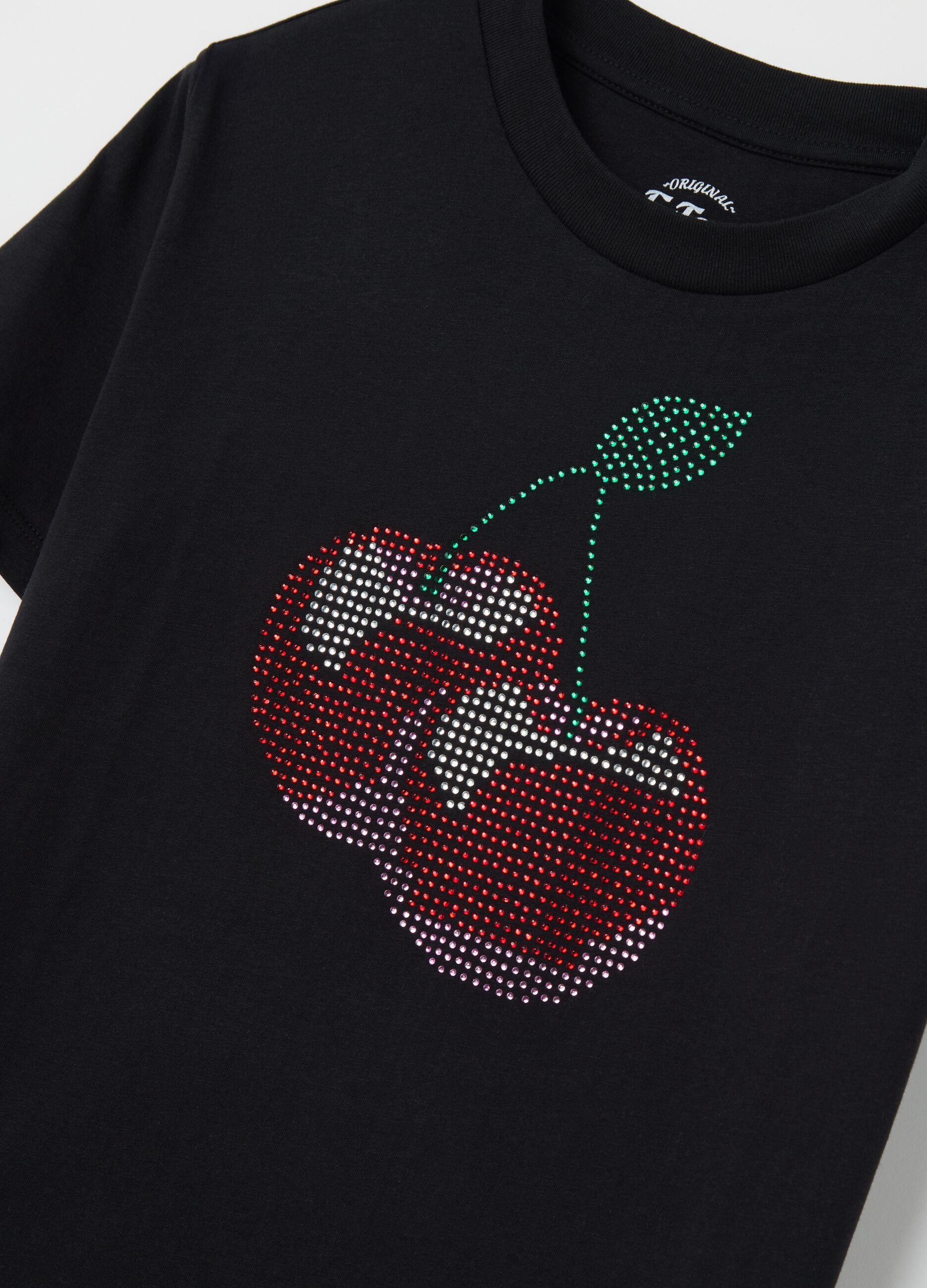 T-shirt nera in cotone con ciliegie di strass 