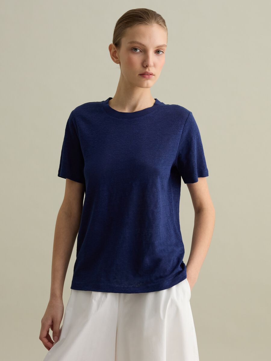 Linen T-shirt with round neck_0