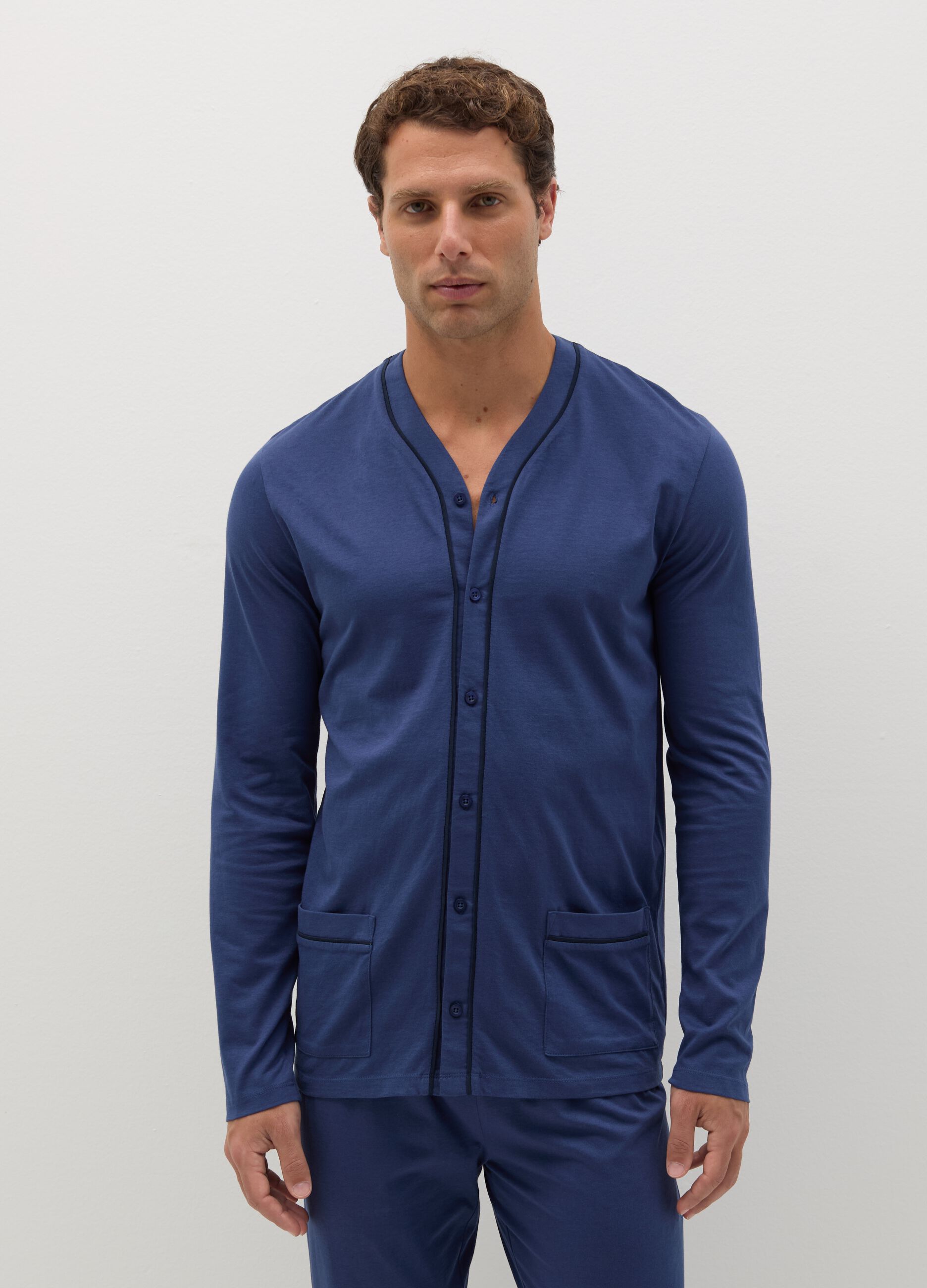 Cotton pyjamas with contrasting piping