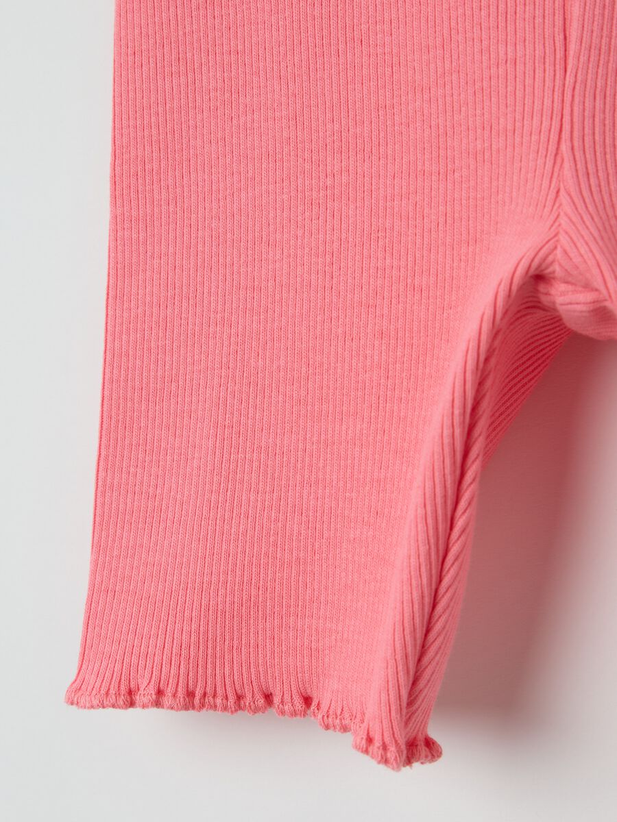 Ribbed pink shorts with wavy hem_2