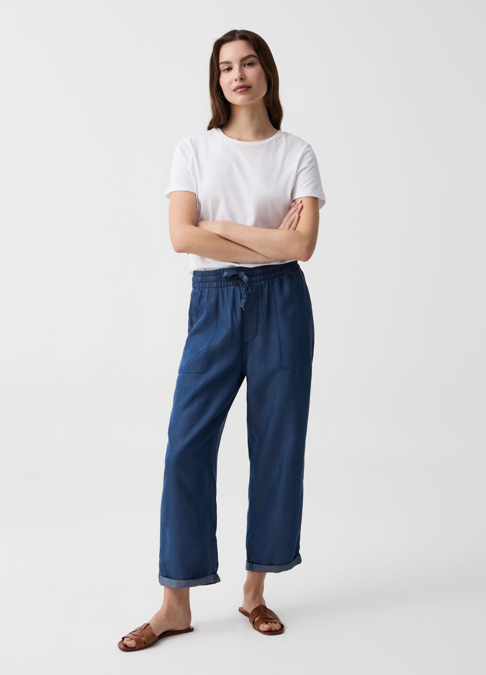 Wide-leg denim-effect joggers with turn-ups