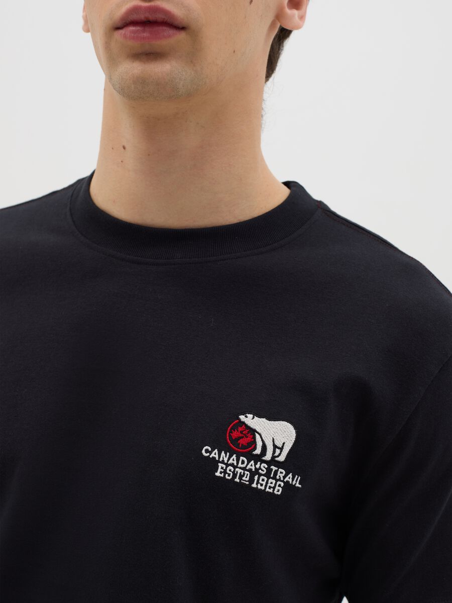 Canada's Trail black short-sleeved T-shirt_2