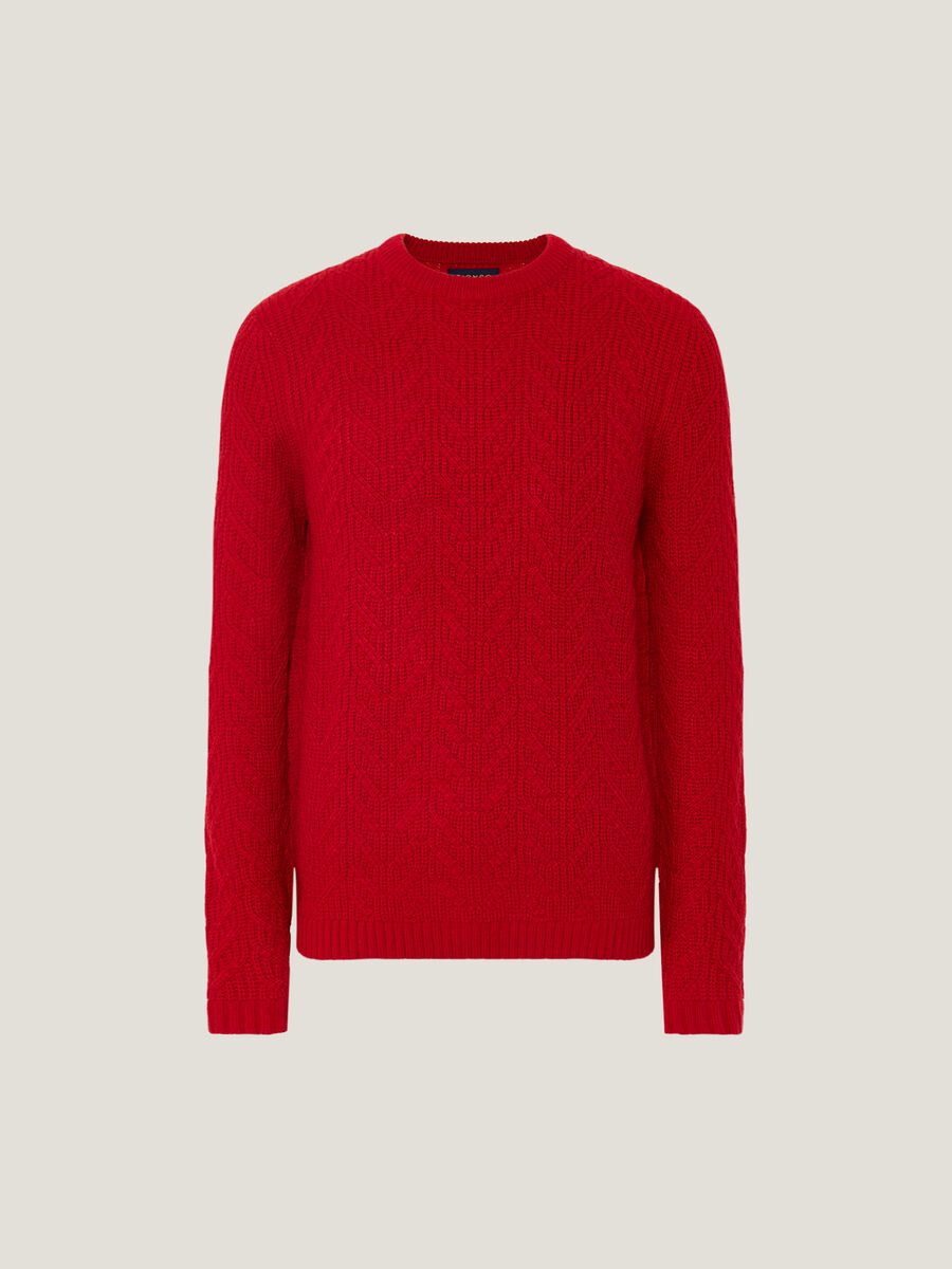 Pullover con lavorazione a trecce traforate_3