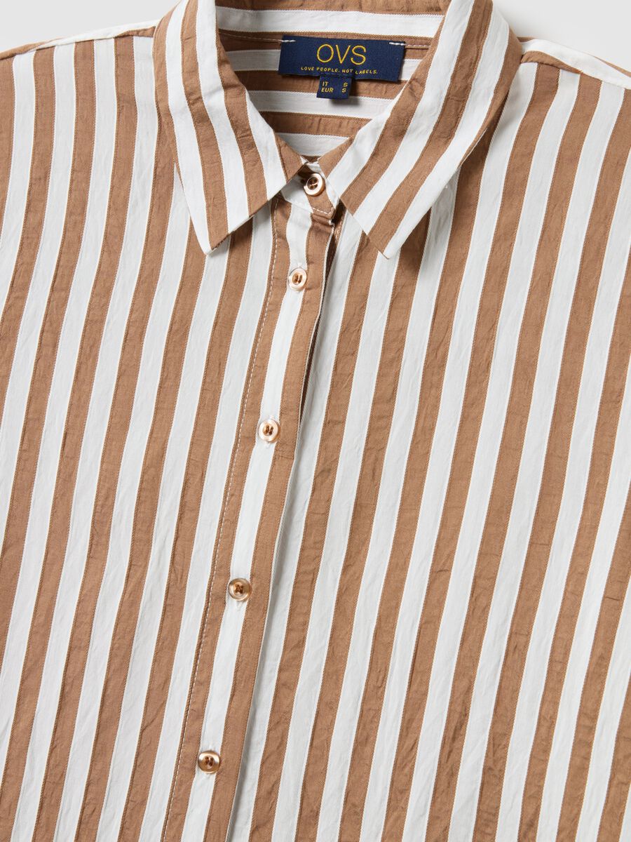 Multi-colour striped regular fit shirt with classic collar and buttons_5