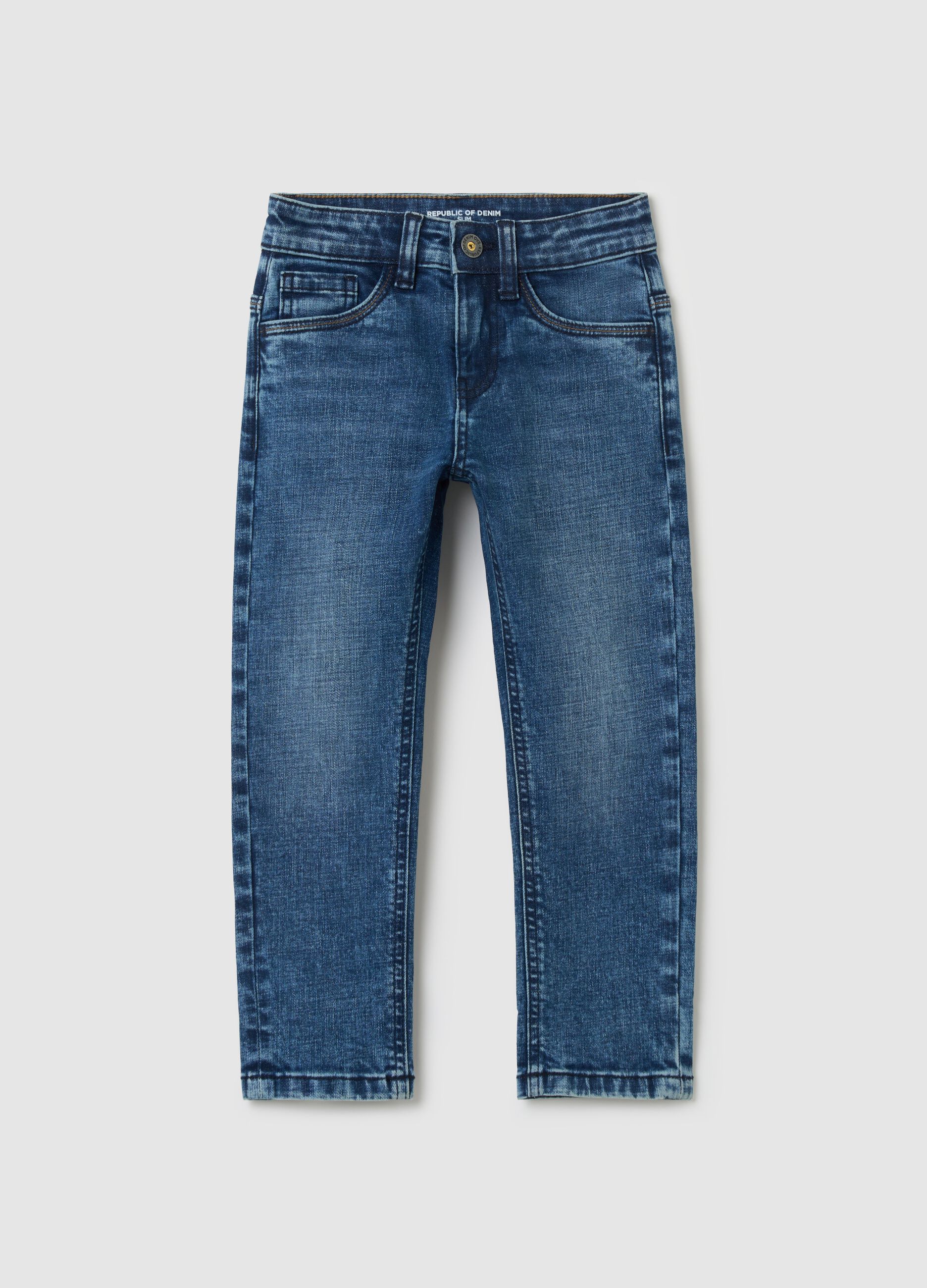 Slim-fit jeans with five pockets