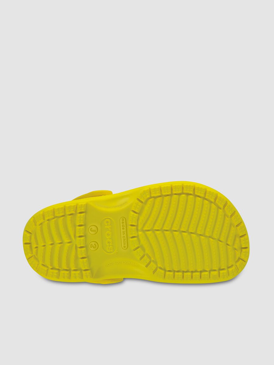 Sandali unisex in giallo neonato CROCS_3