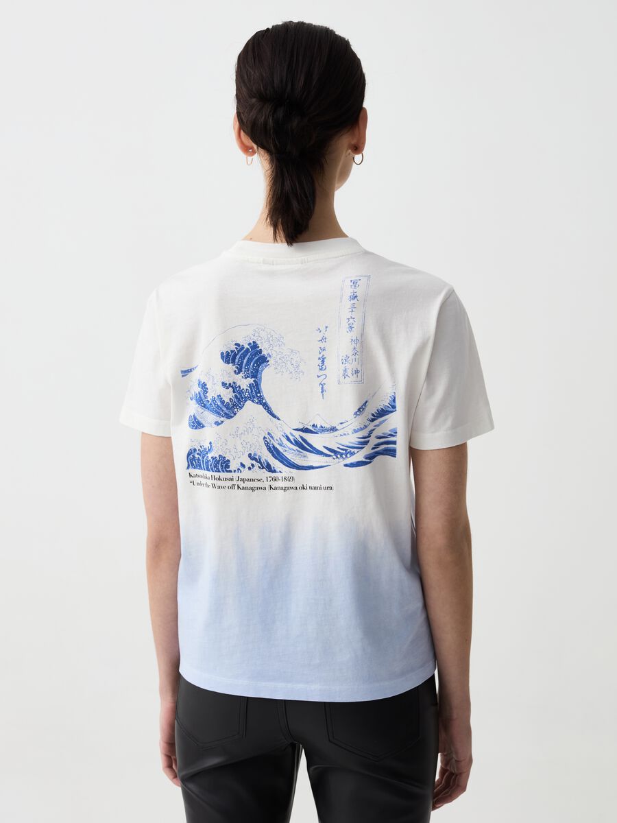 T-shirt con stampa dipinto La Grande Onda di Kanagawa_2