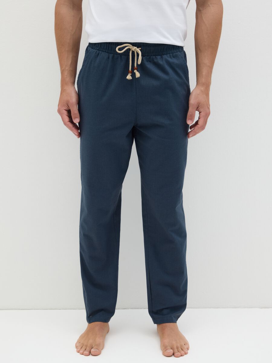 Men's Blue Cotton Blend Regular Fit Trousers_1