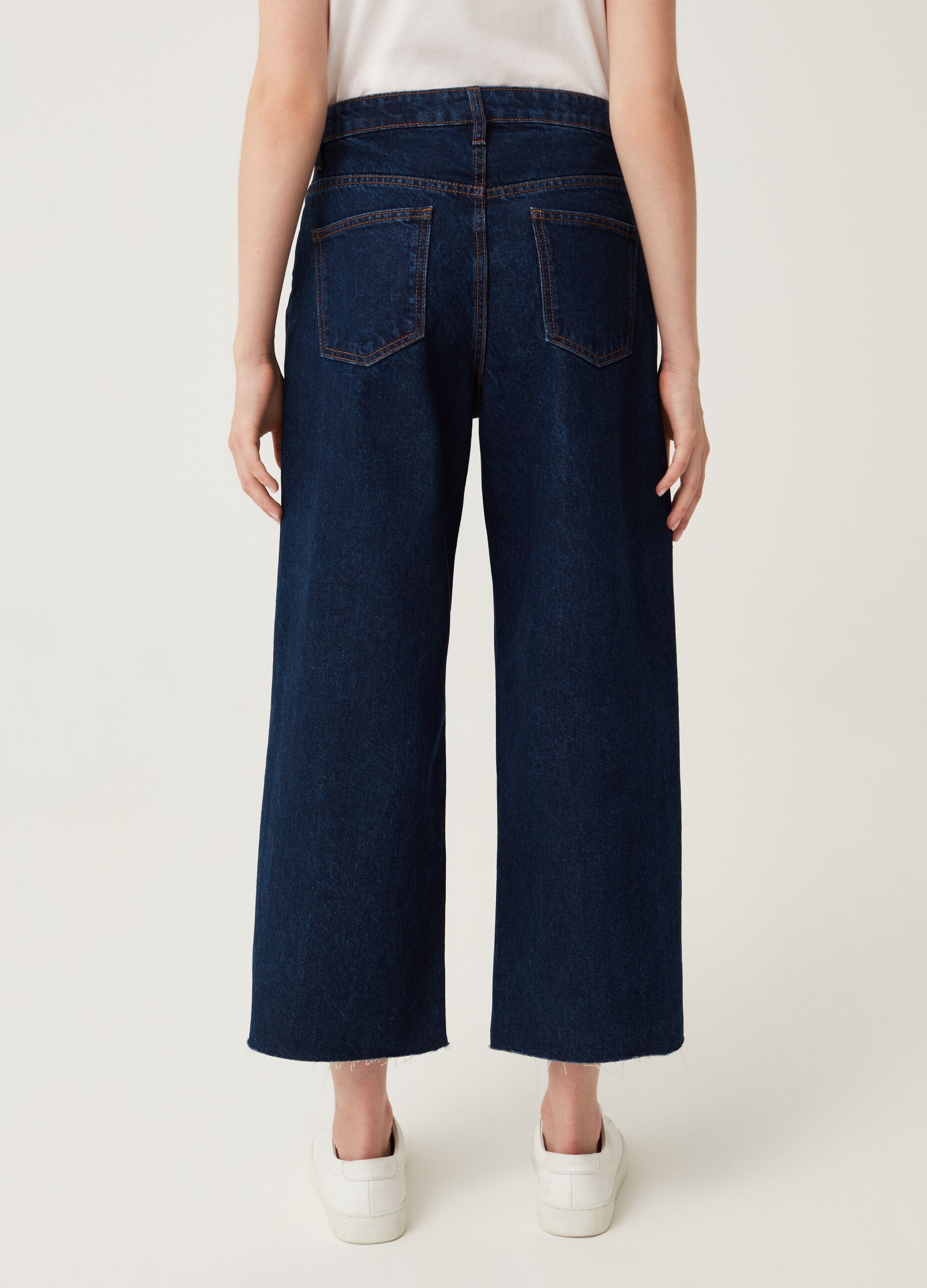 Jeans wide leg con orlo a vivo_2